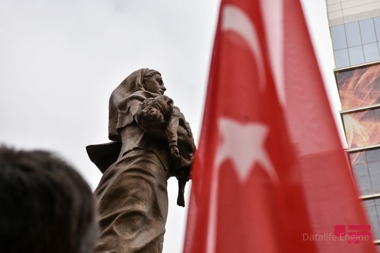 Deputat azad edilmiş yerlərdə Xocalı soyqırımı ilə bağlı abidə qoyulmasını təklif edib