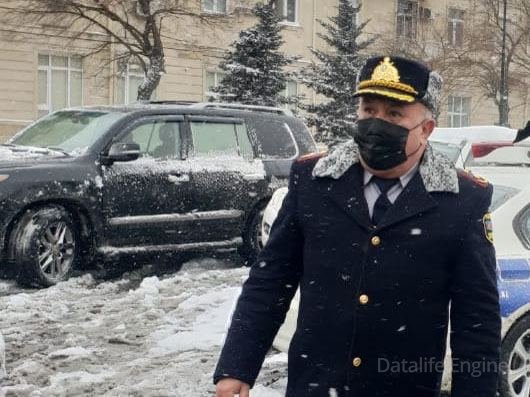 Bakıda avtomobillərin hərəkəti çətinləşib - Yol polisindən müraciət 