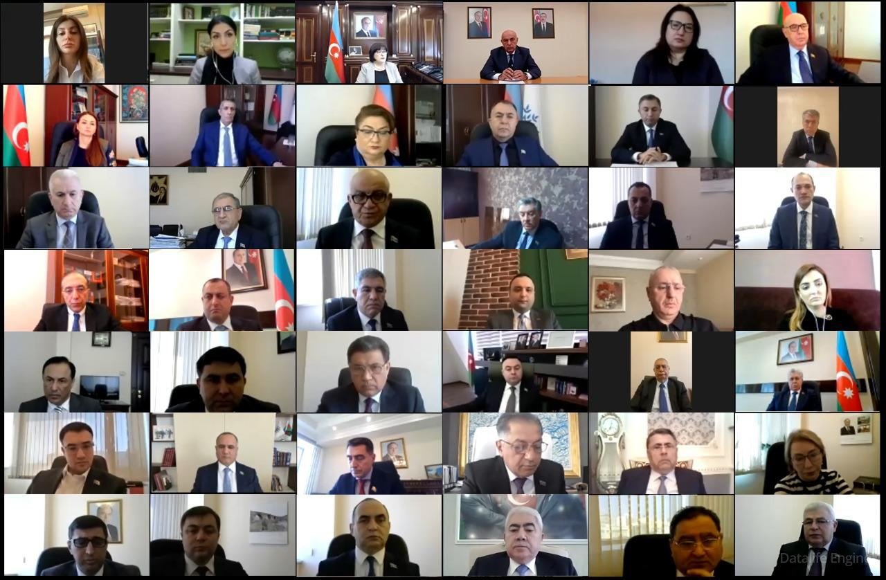 Milli Məclisdə “Siyasi dialoqun Azərbaycan modeli: qanunvericilik hakimiyyətinin rolu” mövzusunda konfrans keçirilib