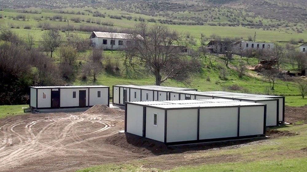 Azad olunmuş ərazilərdə modul tipli yataqxanalar quraşdırılır