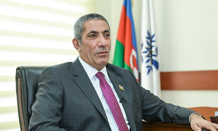 Siyavuş Novruzov kredit faizlərindən ŞİKAYƏTLƏNDİ: “…düzəlmir ki, düzəlmir” 