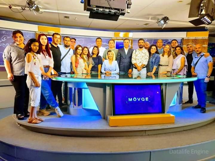 “Lider TV” ilə belə vidalaşdılar - Fotolar “Lider TV” ilə belə vidalaşdılar - Fotolar