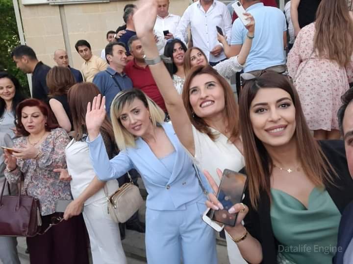 “Lider TV” ilə belə vidalaşdılar - Fotolar “Lider TV” ilə belə vidalaşdılar - Fotolar