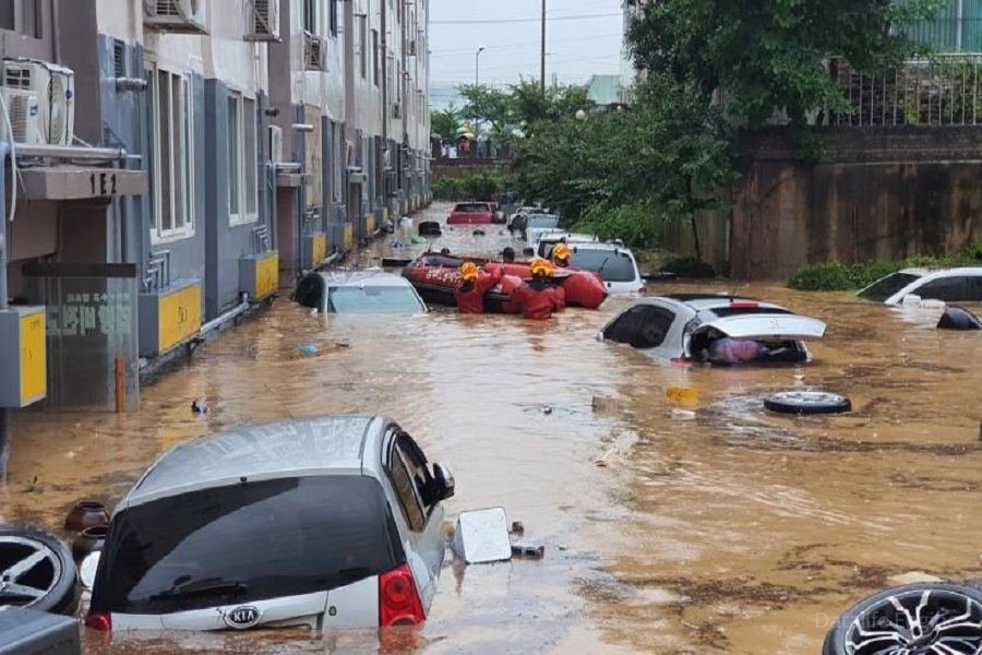 Yaponiyada leysan yağışlara görə 140 minə yaxın insan təxliyə ediləcək
