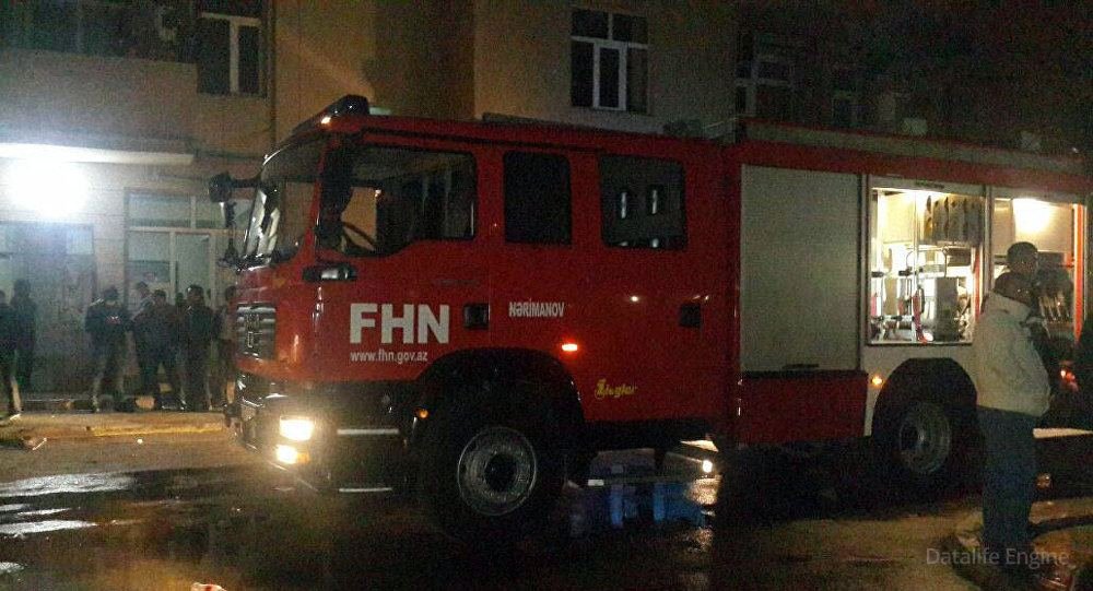 Şəmkirdə mebel sexi və ikimərtəbəli evdə yanğın olub, bir nəfər tüstüdən zəhərlənib
