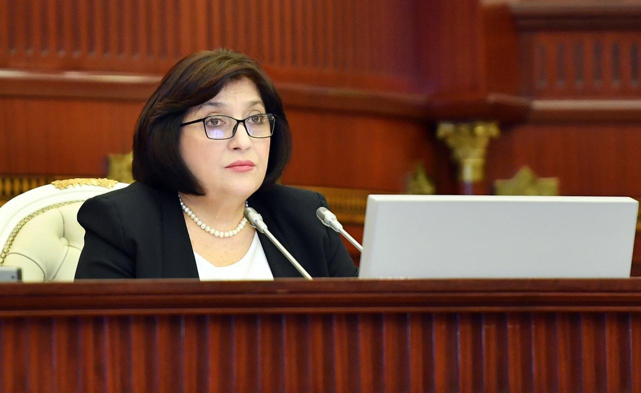Sahibə Qafarova: “Deputat hər kəsə nümunə olmalıdır”