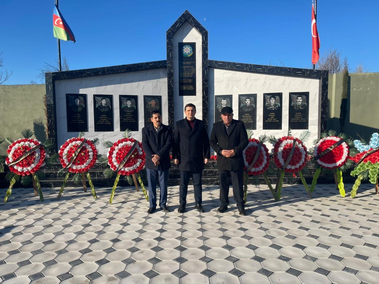ismayıllı Rayonunda Şəhidlərin Xatirəsinə həsr olunmuş karate-do İdman növü üzrə yarış keçrilmişdi. ismayıllı Rayonunda Şəhidlərin Xatirəsinə həsr olunmuş karate-do İdman növü üzrə yarış keçrilmişdi.