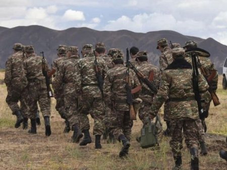 Beş nəfər erməni hərbçi qarşı tərəfə qaytarılıb - ADLAR Beş nəfər erməni hərbçi qarşı tərəfə qaytarılıb - ADLAR