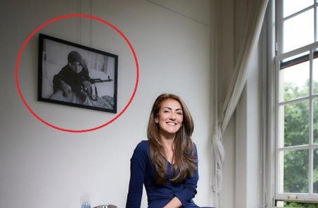 Otağında əli avtomatlı Qarabağda çəkilmiş erməni qadın fotosu var... - Niderlandın yeni naziri kimdir? Otağında əli avtomatlı Qarabağda çəkilmiş erməni qadın fotosu var... - Niderlandın yeni naziri kimdir?