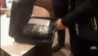 Alət çantasının içindən 3 kiloqrama yaxın narkotik çıxdı Alət çantasının içindən 3 kiloqrama yaxın narkotik çıxdı