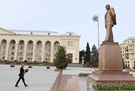 Prezident İlham Əliyev Gəncə şəhərində səfərdə olub