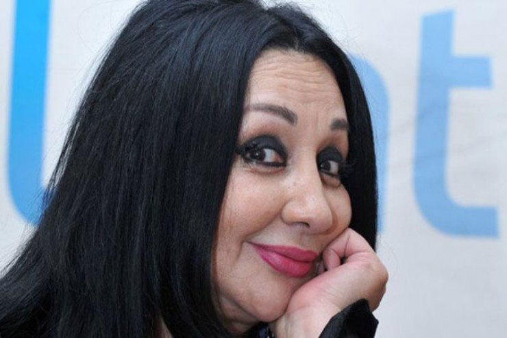 Naibə Allahverdiyeva Afət Fərmanqızına: “Ayıb olsun, həddinizi aşmayın” Naibə Allahverdiyeva Afət Fərmanqızına: “Ayıb olsun, həddinizi aşmayın”