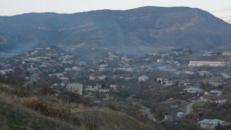 Ermənilər Xocalının bu kəndindən köçürülür - Ermənistan KİV Ermənilər Xocalının bu kəndindən köçürülür - Ermənistan KİV