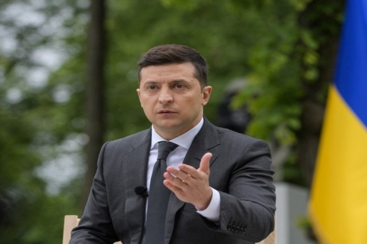 Zelenski: "Təxribata uymayın, sonacan döyüşəcəyik"