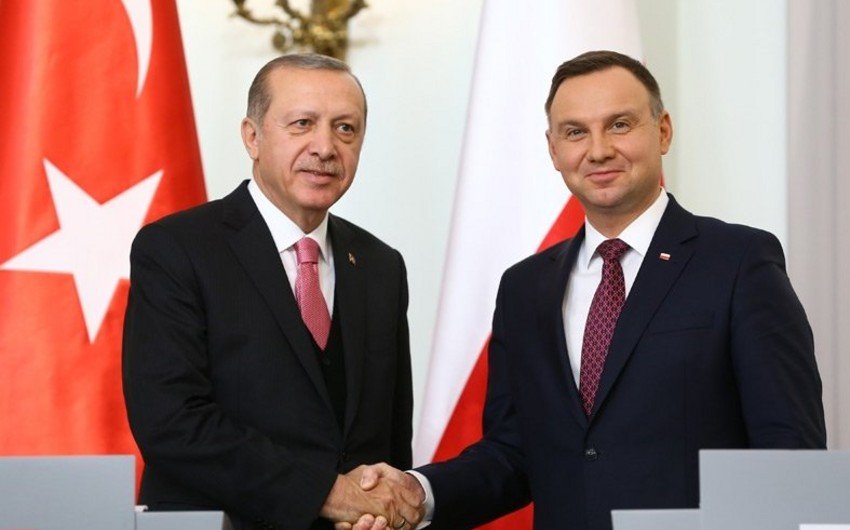 Türkiyə və Polşa Prezidentlərinin görüşü olub Türkiyə və Polşa Prezidentlərinin görüşü olub