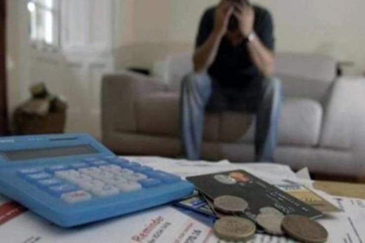 Bakıda borcu olan kişinin başına OYUN AÇDILAR Bakıda borcu olan kişinin başına OYUN AÇDILAR