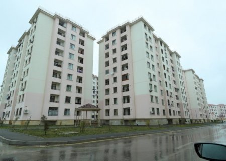 Şəhid ailələri və müharibə əlillərinə daha 100 mənzil verildi