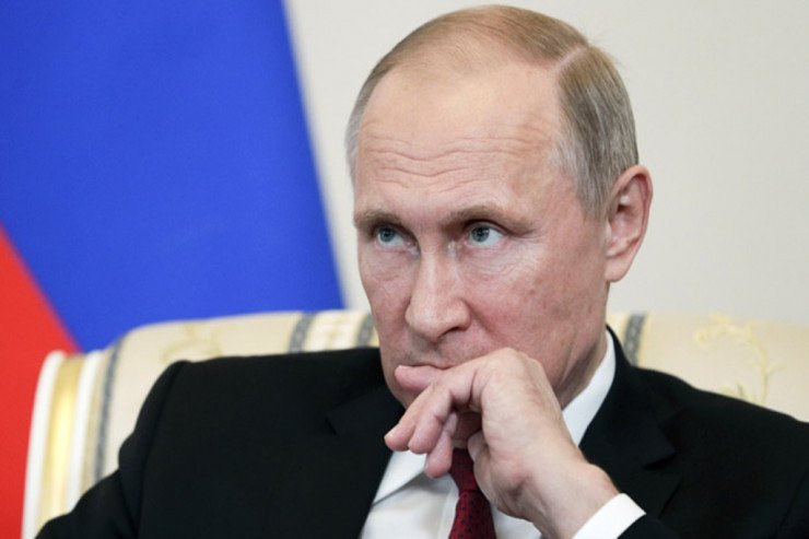 Putin YENİ QANUN imzaladı: Pozanlara 15 İL HƏBS Putin YENİ QANUN imzaladı: Pozanlara 15 İL HƏBS