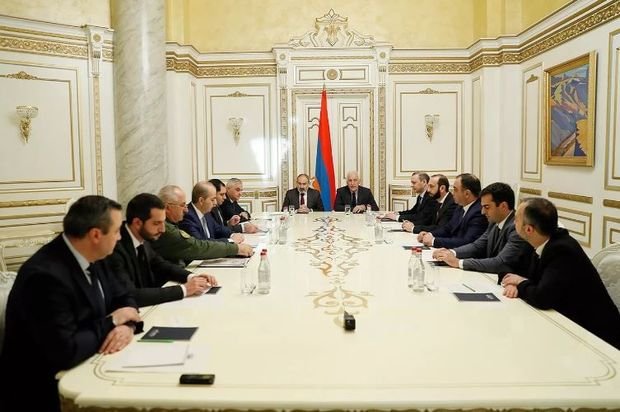 Ermənistan dərhal Azərbaycanla sülh danışıqlarına başlamağı təklif edib Ermənistan dərhal Azərbaycanla sülh danışıqlarına başlamağı təklif edib