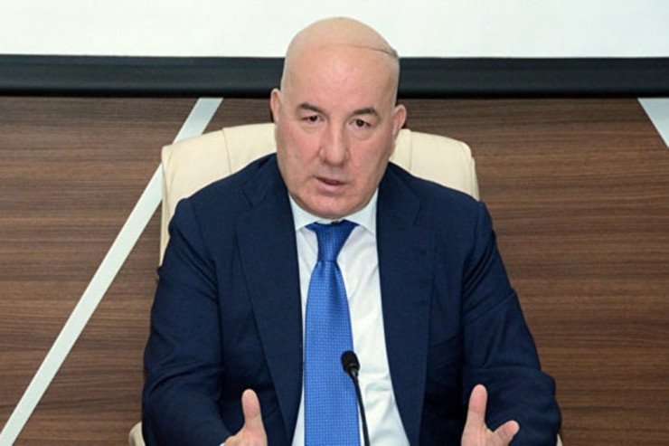 Elman Rüstəmov Mərkəzi Bankdan GED