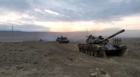 "Rusiya hərbçiləri mülki geyimdə döyüşməyə başlayıblar" - Ukrayna MN