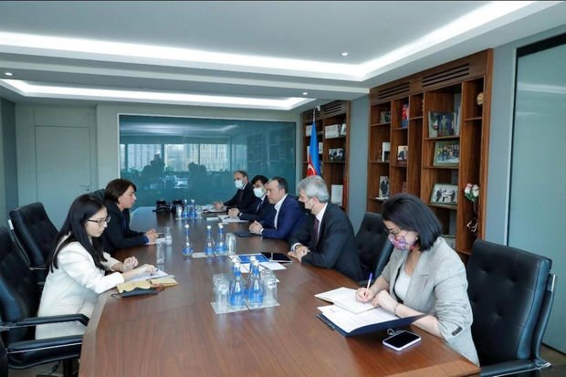 Azərbaycan - Fransa Ticarət və Sənaye Palatasının nümayəndə heyəti ilə görüş olub - FOTO