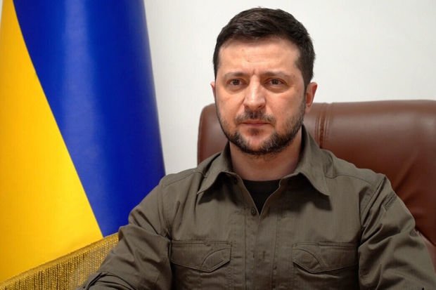 Zelenski: “53 gündür silah gözləyirik”