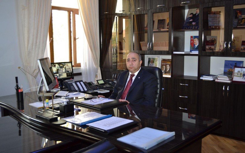 İcra başçısının həbsdə olan birinci müavini: “Pulları Ceyhun Cəfərovun göstərişi ilə almışam” İcra başçısının həbsdə olan birinci müavini: “Pulları Ceyhun Cəfərovun göstərişi ilə almışam”