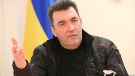 "O, Putinə Zelenski və məni məhv edəcəyinə söz verib" - Danilov "O, Putinə Zelenski və məni məhv edəcəyinə söz verib" - Danilov
