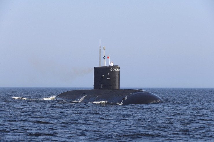 Rusiya Ukraynanı sualtı qayıqlarla da vurur: “Kalibr” raketləri..