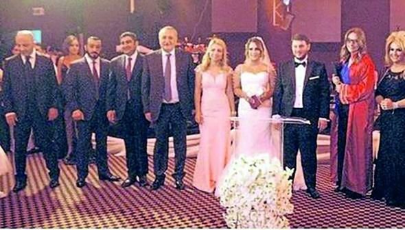 “Yeni Azərbaycan” qəzeti: Mübariz Mənsimov əslində kimdir? - FOTO “Yeni Azərbaycan” qəzeti: Mübariz Mənsimov əslində kimdir? - FOTO