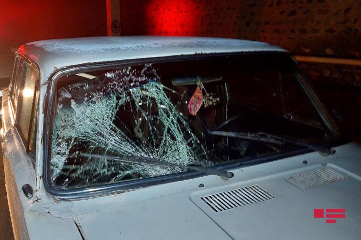 Ucarda maşın aşdı, sürücü hadisə yerində öldü Ucarda maşın aşdı, sürücü hadisə yerində öldü