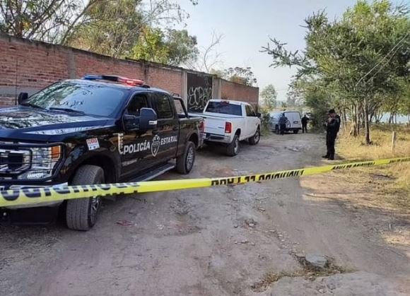 Futbolçunun maşınında yanmış cəsədi tapıldı - FOTO Futbolçunun maşınında yanmış cəsədi tapıldı - FOTO