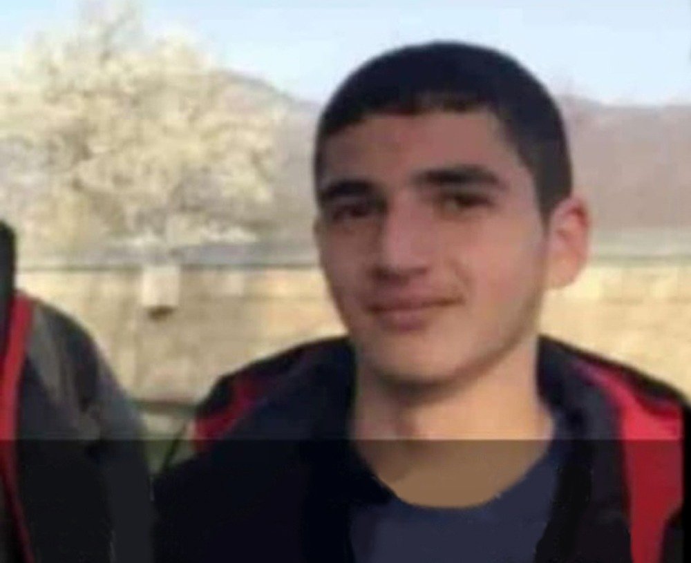 İtkin düşən yeniyetmə buradan TAPILDI- FOTO - YENİLƏNİB İtkin düşən yeniyetmə buradan TAPILDI- FOTO - YENİLƏNİB