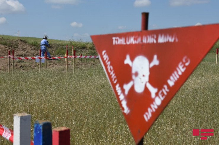 Minaya düşən hərbçinin ayağı amputasiya edildi - YENİLƏNİB Minaya düşən hərbçinin ayağı amputasiya edildi - YENİLƏNİB