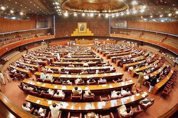 Pakistan Senatı Xocalı soyqırımını pisləyən qətnaməni yekdilliklə qəbul edib Pakistan Senatı Xocalı soyqırımını pisləyən qətnaməni yekdilliklə qəbul edib