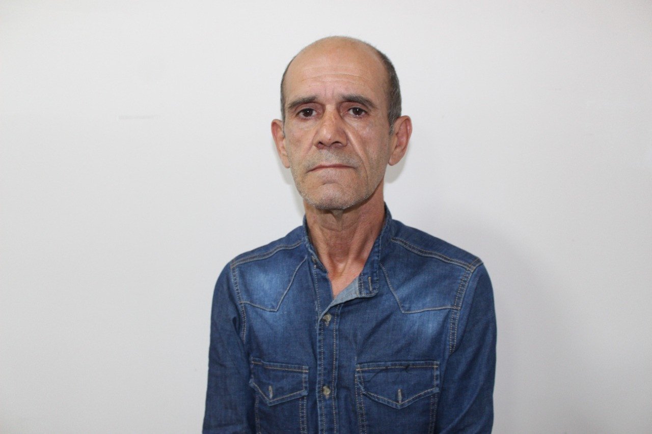 Azərbaycanda məhkum mağazanı qarət etdi - FOTO