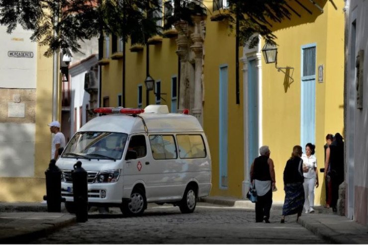 Turist meymunçiçəyindən öldü