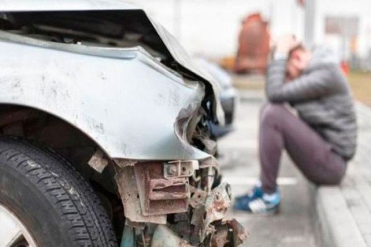 18 yaşlı sürücü qəza törətdi, ÖLƏN VAR 18 yaşlı sürücü qəza törətdi, ÖLƏN VAR