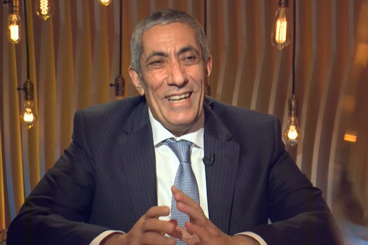 Siyavuş Novruzovun qolu SINIB Siyavuş Novruzovun qolu SINIB