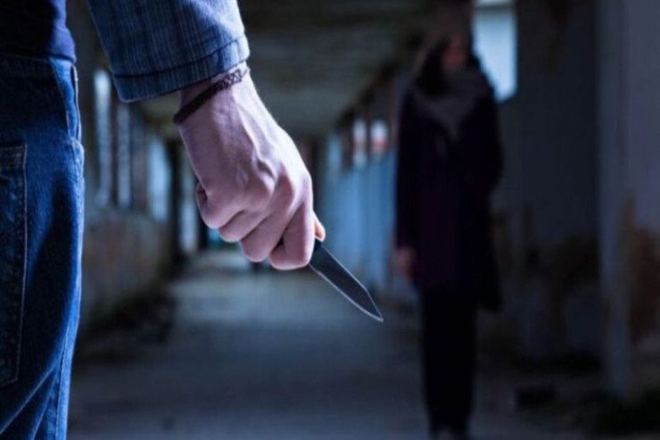 Bakıda kişi qadını DOĞRADI: 12 bıçaq... Bakıda kişi qadını DOĞRADI: 12 bıçaq...