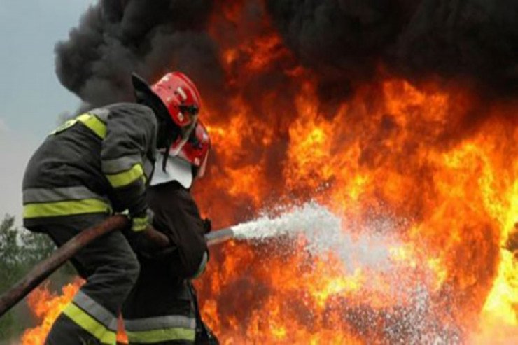 Bakıda ticarət obyektlərində YANĞIN oldu