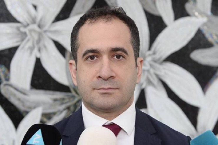 Elnur Əliyev nazir müavini vəzifəsindən azad edildi Elnur Əliyev nazir müavini vəzifəsindən azad edildi