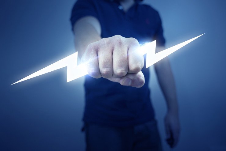 Gəncədə 15 yaşlı oğlanı elektrik cərəyanı vurub, vəziyyəti ağırdır
