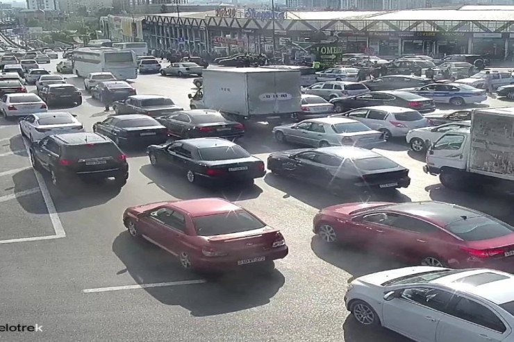 Bakıda sıxlıq olan yollar - SİYAHI