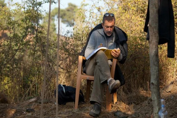 “Kuru otlar üstüne” filmi Kann Festivalında “Kuru otlar üstüne” filmi Kann Festivalında