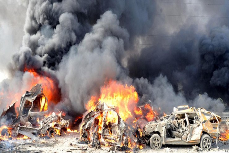 Maşında bomba partladı, təhlükəsizlik işçiləri öldü Maşında bomba partladı, təhlükəsizlik işçiləri öldü