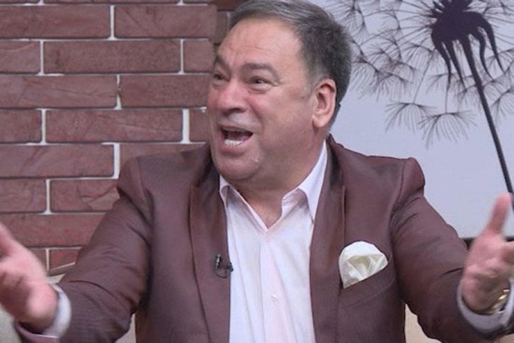 Əlikram hava limanına niyə ayaqyalın qaçıb?