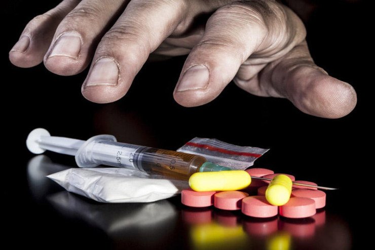 Yevlaxda evdən külli miqdarda narkotik tapıldı Yevlaxda evdən külli miqdarda narkotik tapıldı