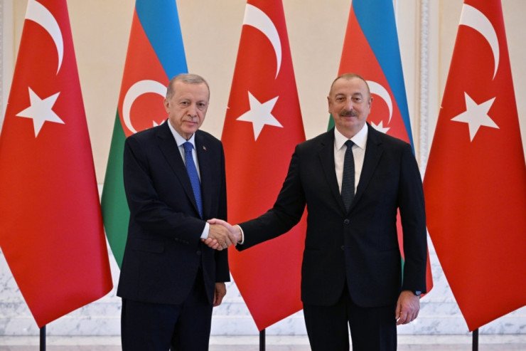 İlham Əliyev Ərdoğanla danışıb İlham Əliyev Ərdoğanla danışıb